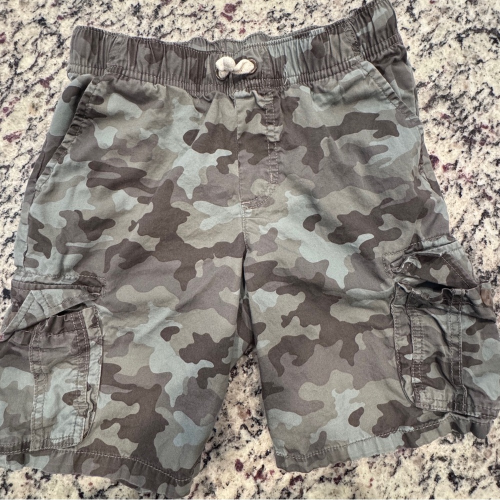 Cat & Jack Gray Camouflage Shorts